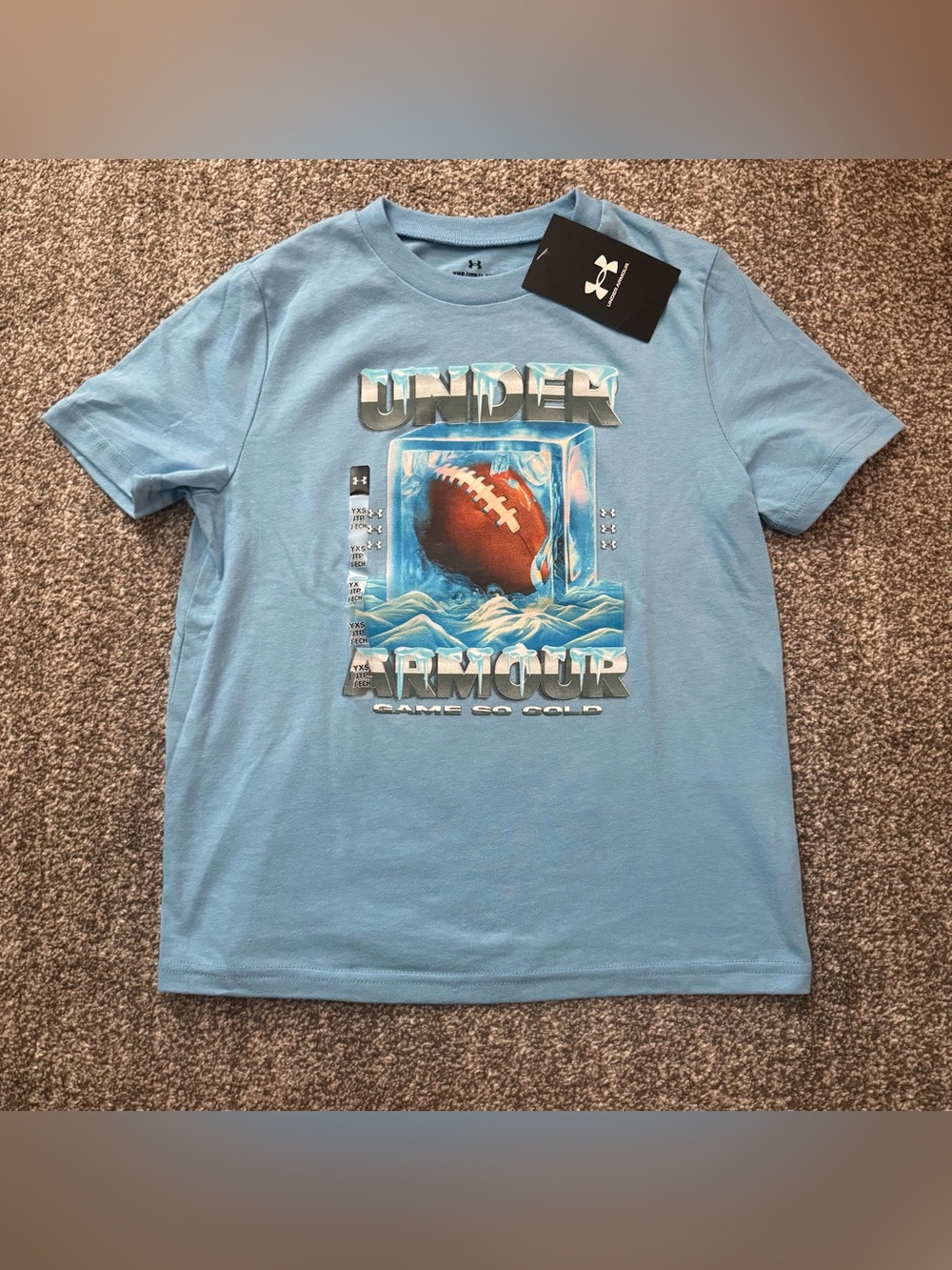 *NWT* Under Armour Football T Shirt